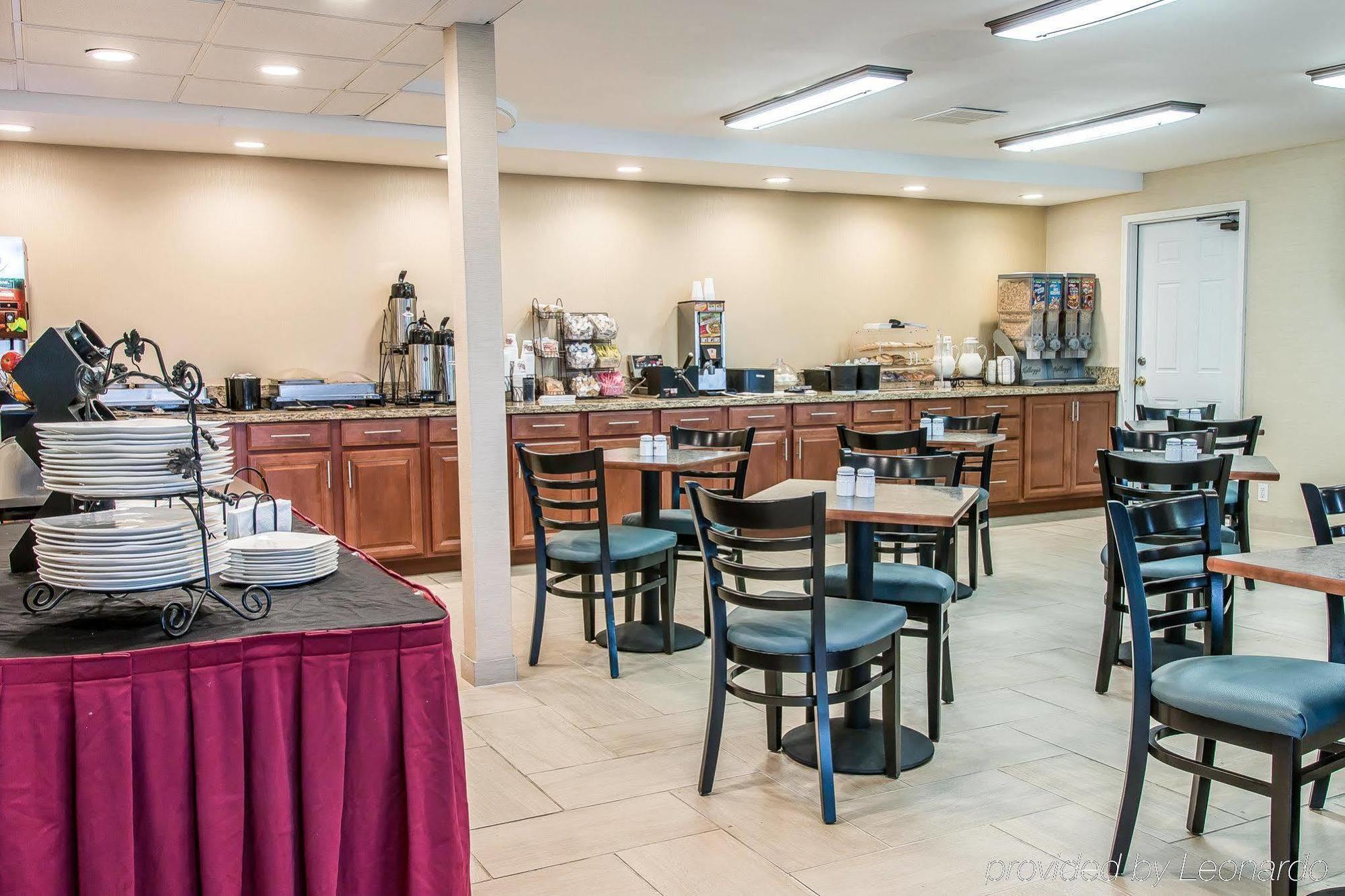 Clarion 3* Kalamazoo